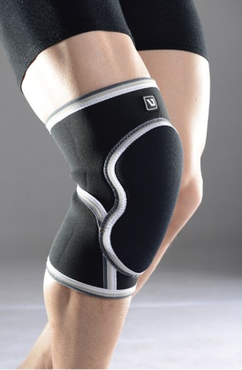 LIVEUP Bandaż na kolano z wyściółką LS5751 – czarny – S/M